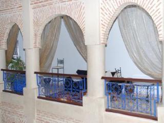 Inaya